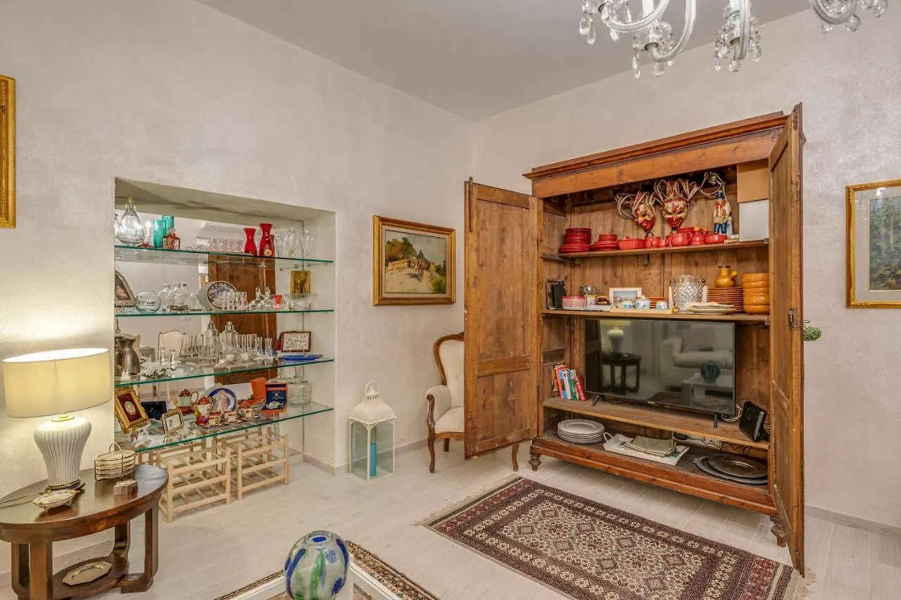 Tintori Place Firenze 0*,  Italien